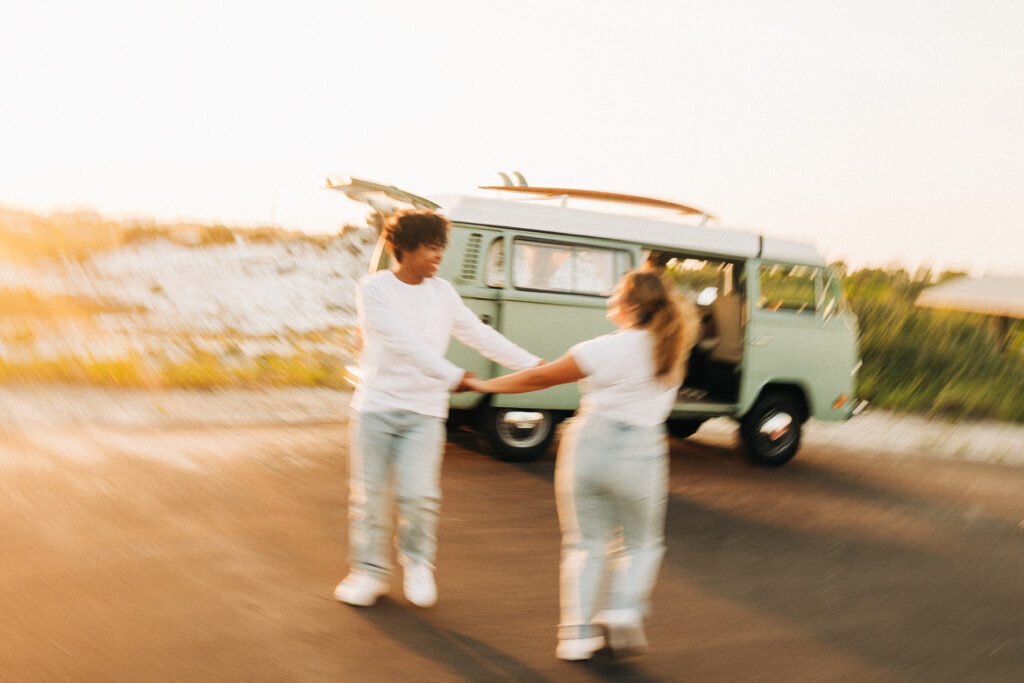 vintage vw couple session in 30A florida